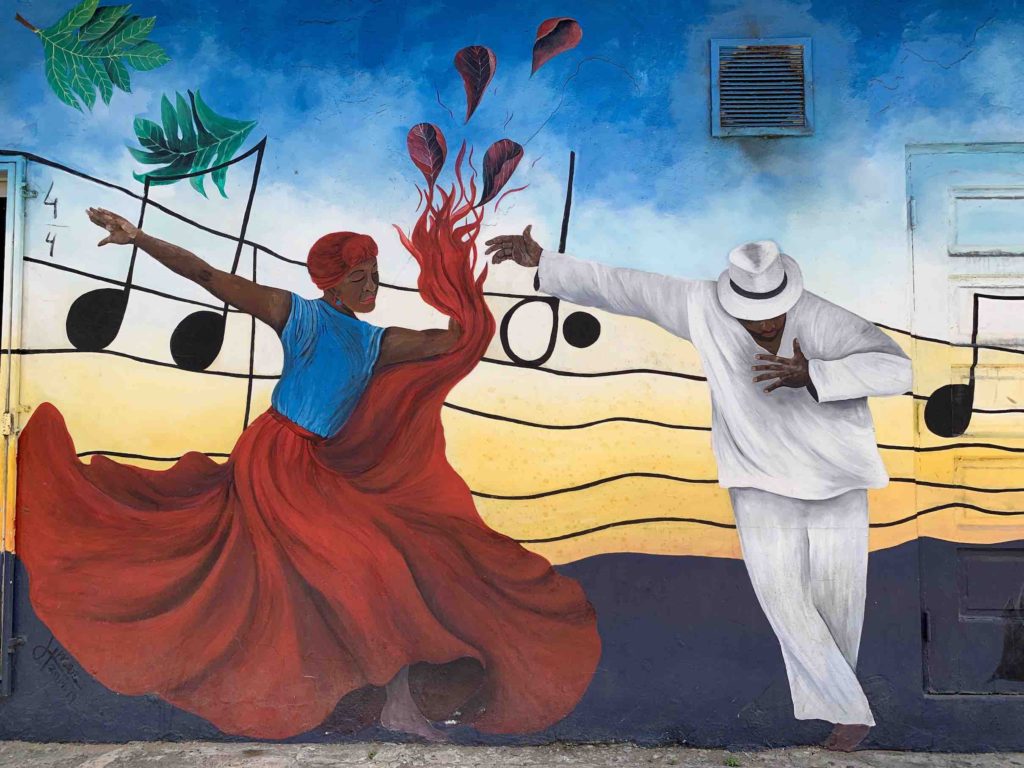 street-art-samba-dancers-luquillo-puerto-rico