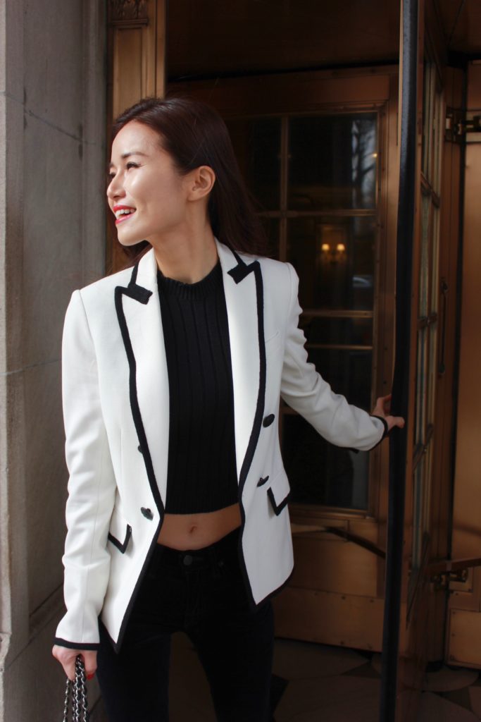 wardrobe essentials - Jinhye wears a white blazer as she steps out of her apartment building in NYC