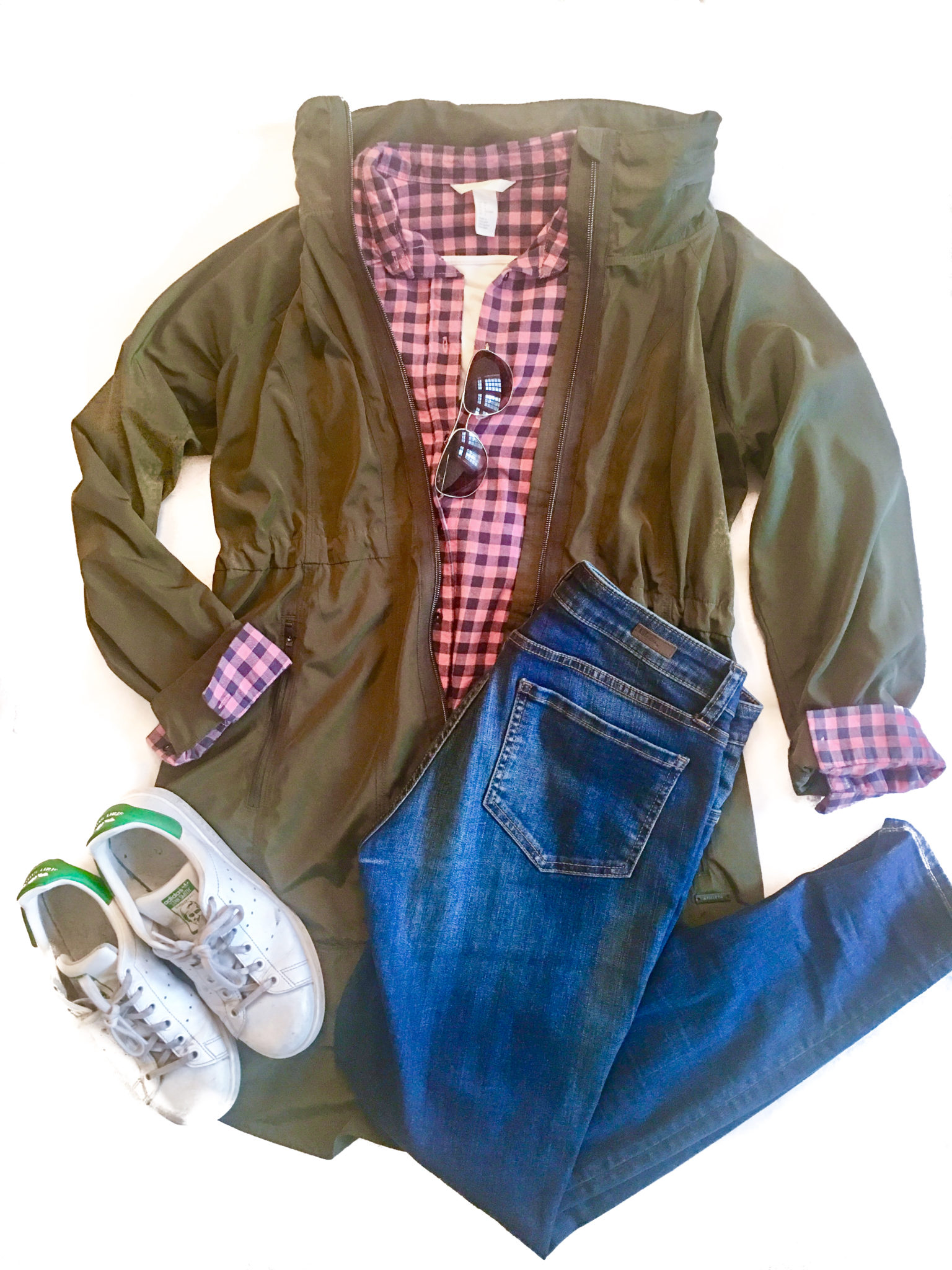 Download flat lay of casual clothing to wear on a cruise to Alaska ...