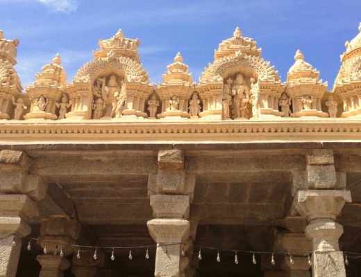 Things-To-Do-In-tamil-nadu-India-Visit-Hindu-Temples