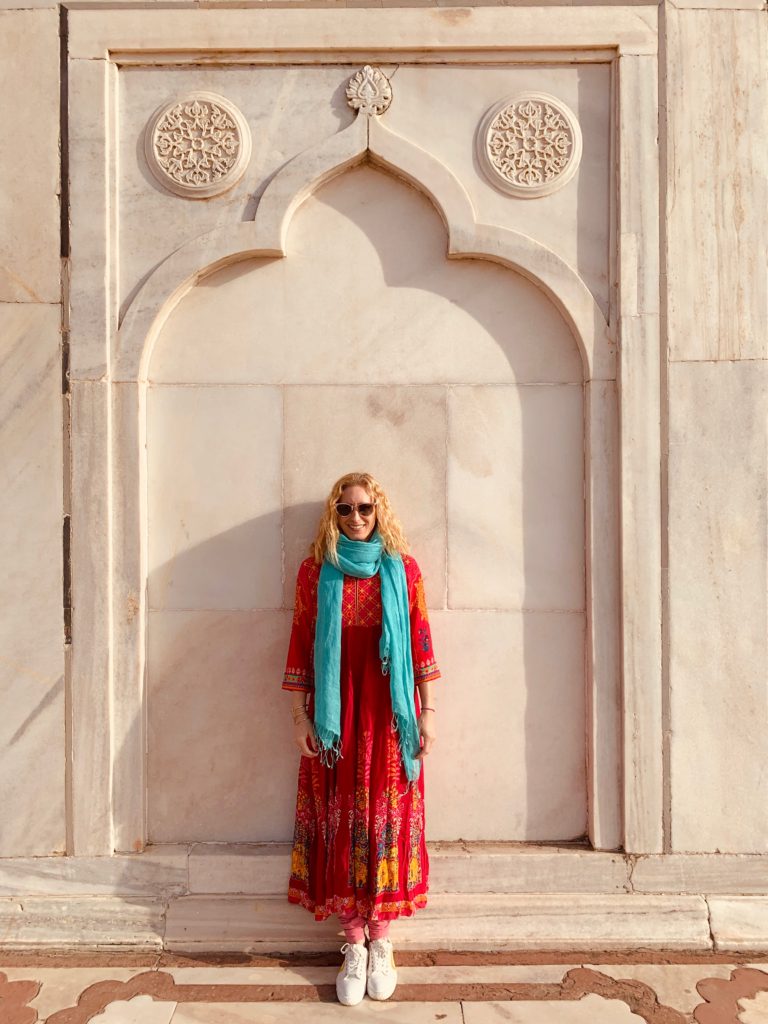 Merry-Wearing-a-Long-Dress-while-Visiting-Taj-Mahal