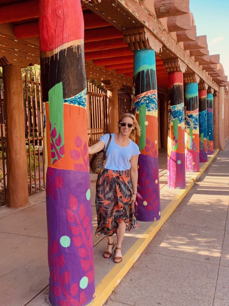 Things-to-do-in-Santa-Fe-merry-exploring