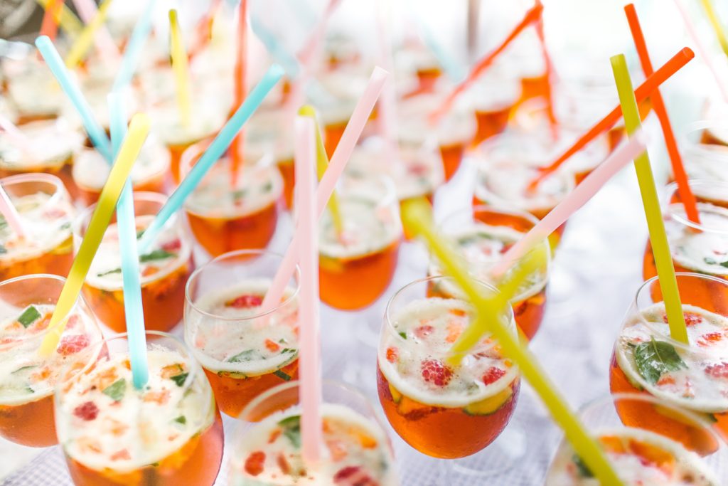 summer-bbq-ideas-colorful-cocktails
