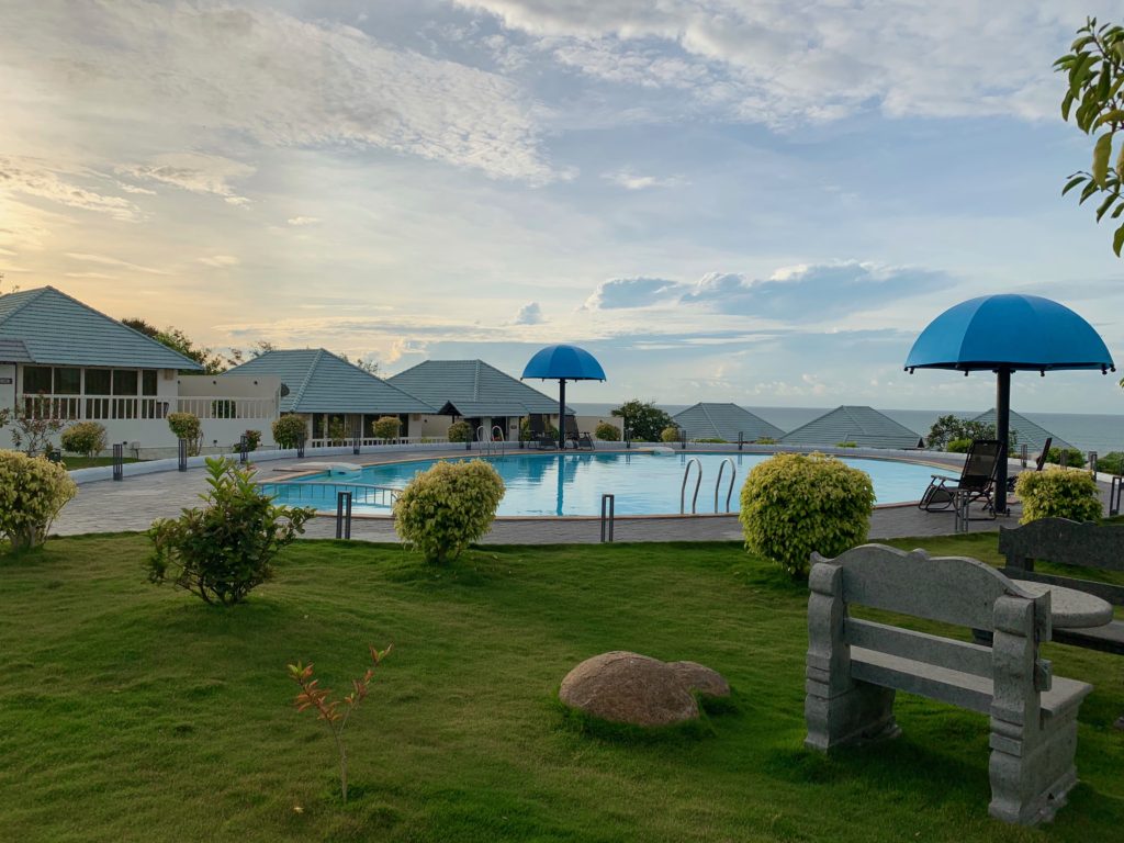 kanyakumari-india-annai-resort-view-of-pool-early-morning