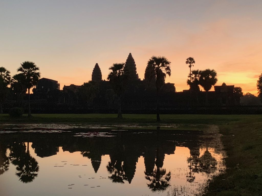 visiting-angkor-wat-at-sunrise