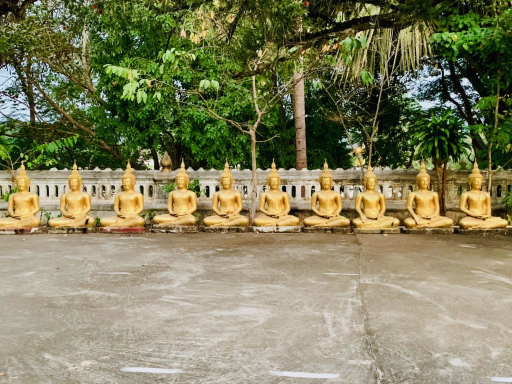 buddhist-statues-at-temple-in-luang-prabang