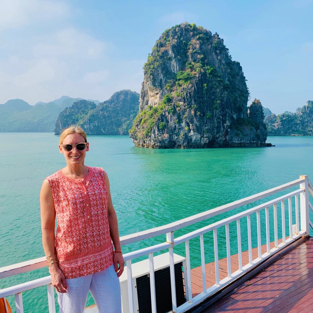 end-of-year-thoughts-merry-in-halong-bay-vietnam