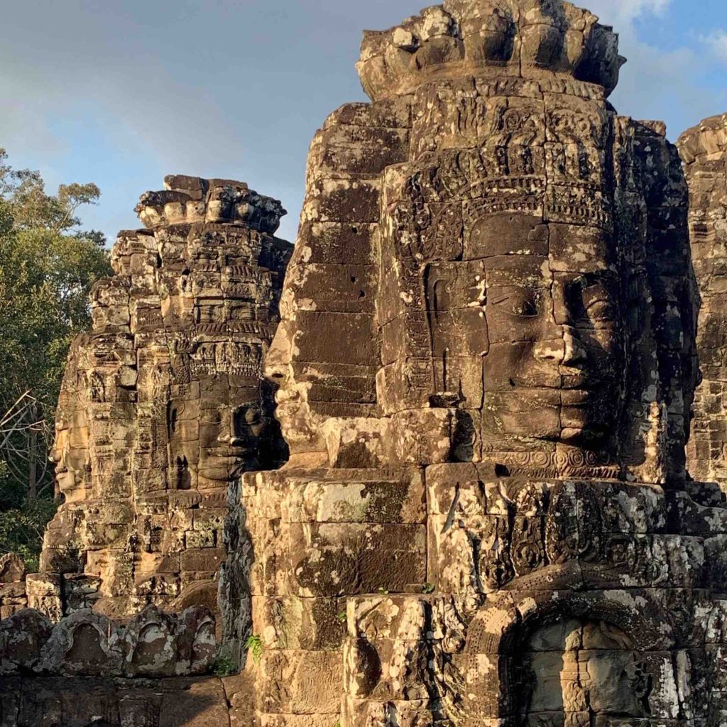 things-to-do-in-siem-reap-bayon-temple