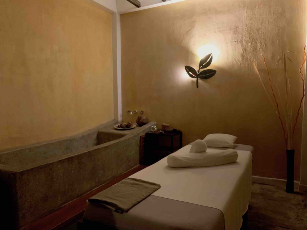 treatment-room-kaya-spa