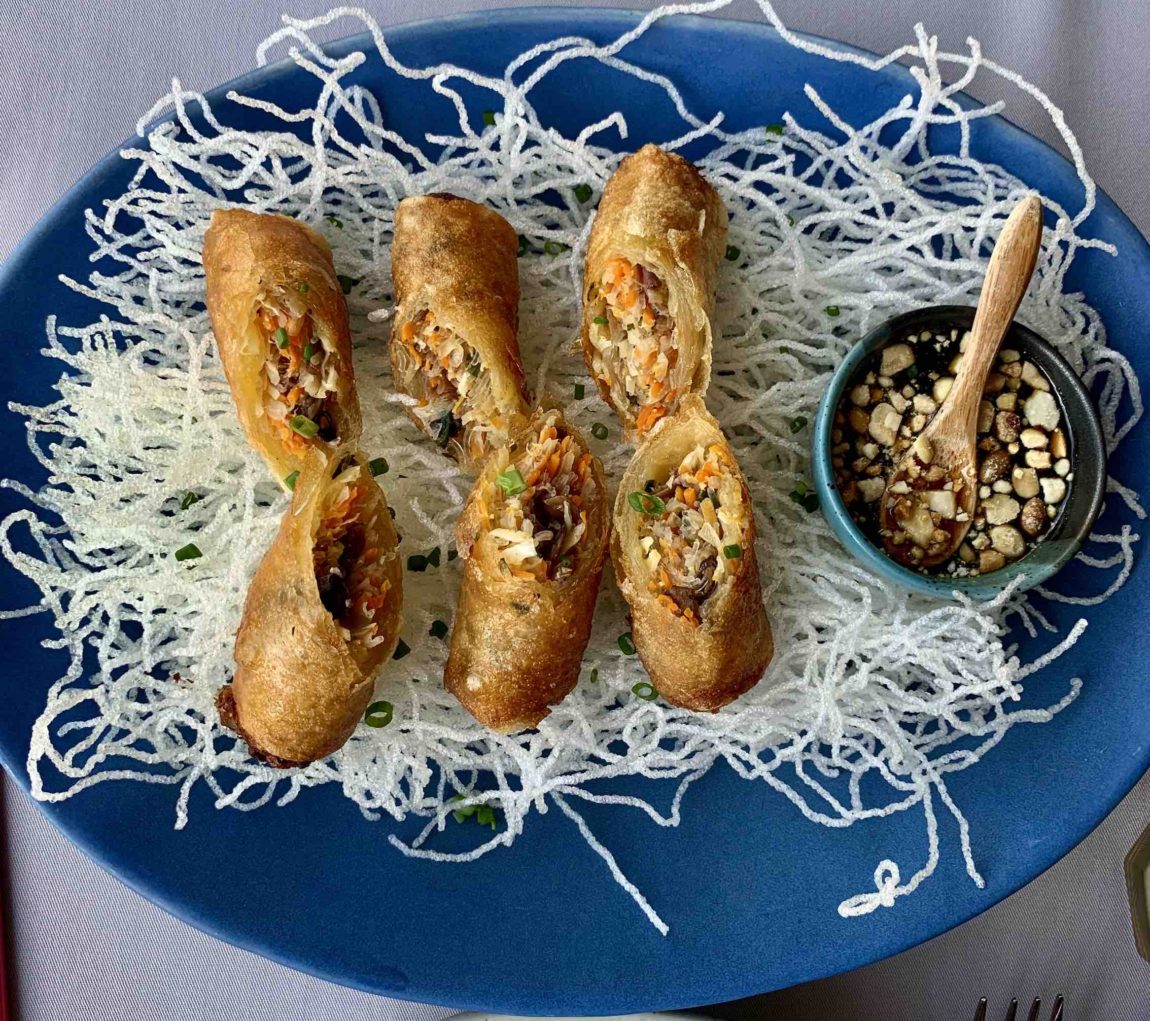 spring-rolls-manda-de-laos-best-restaurants-luang-prabang
