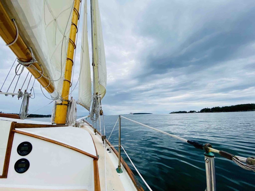 things-to-do-while-visiting-maine-during-covid-19-outdoor-activities-like-sailing