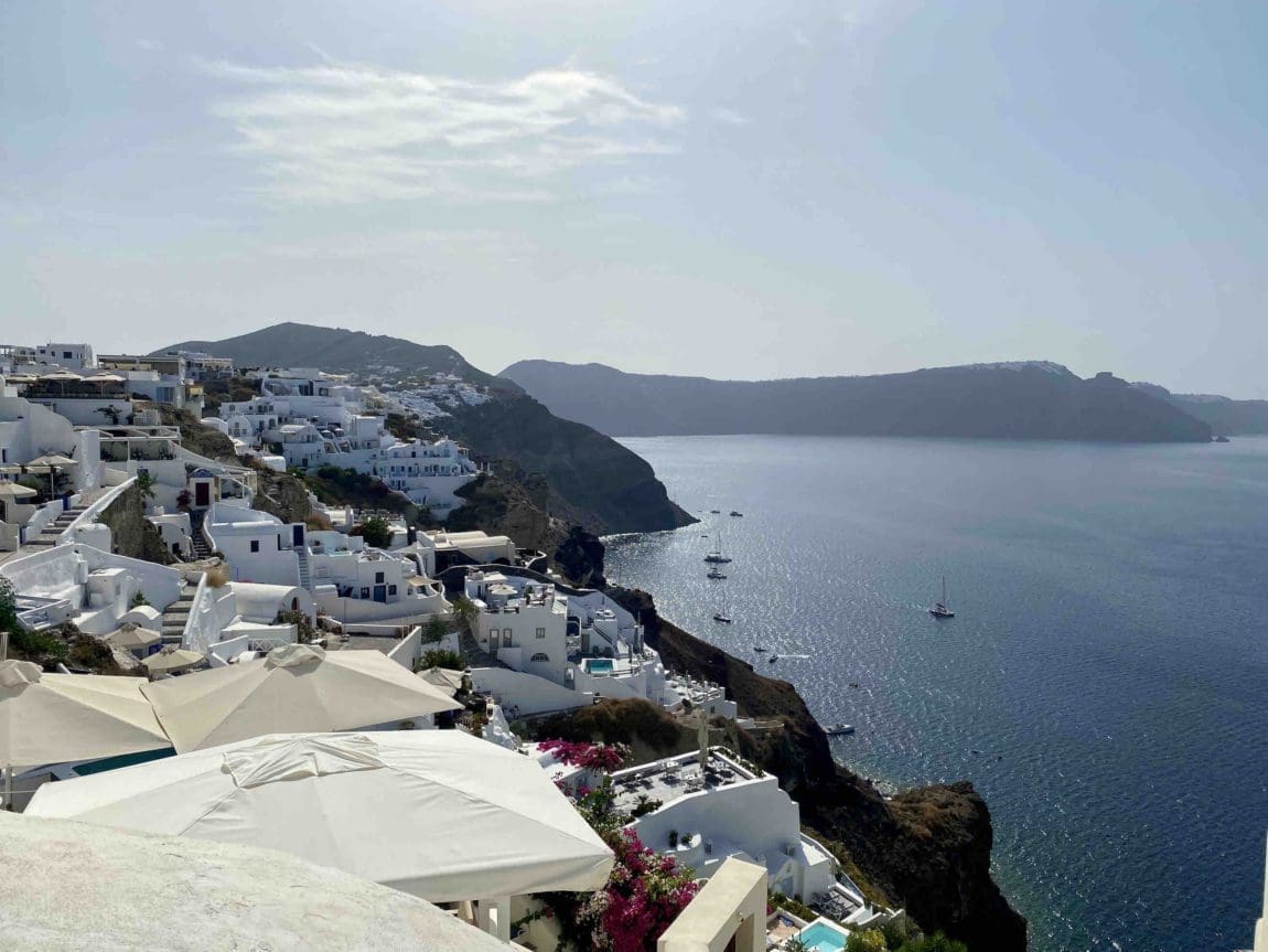 10 Things I Loved and Hated About Santorini - Let's Be Merry