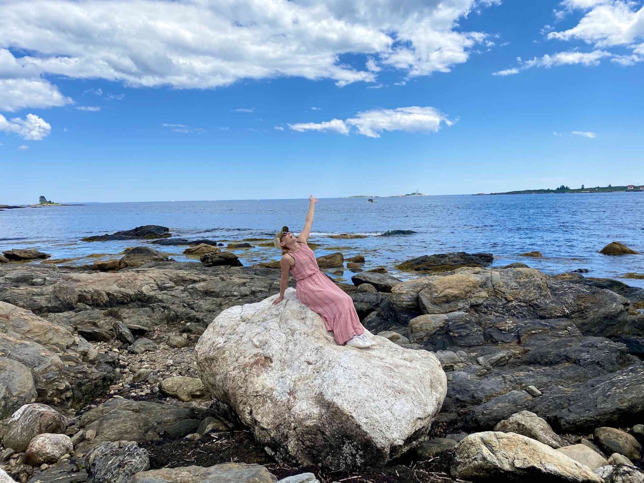 merry-on-the-rocks-at-oceanpoint-in-boothbay-harbor-mid-coast-maine