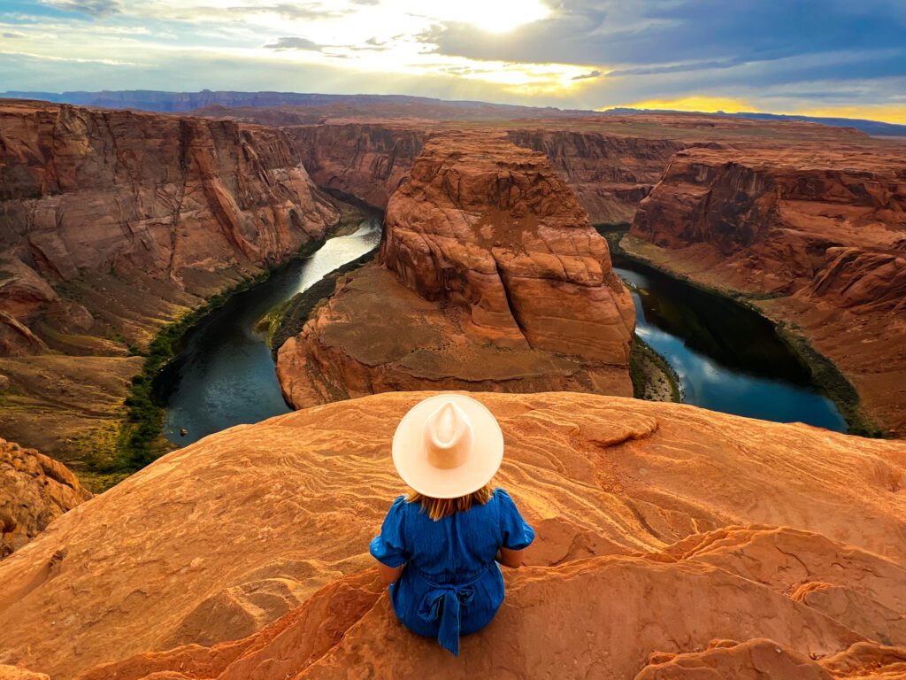 visiting-horseshoe-bend-on-our-southwest-road-trip